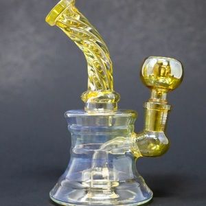 SOLD❗️6” color changing rainbow glass bubbler bongo